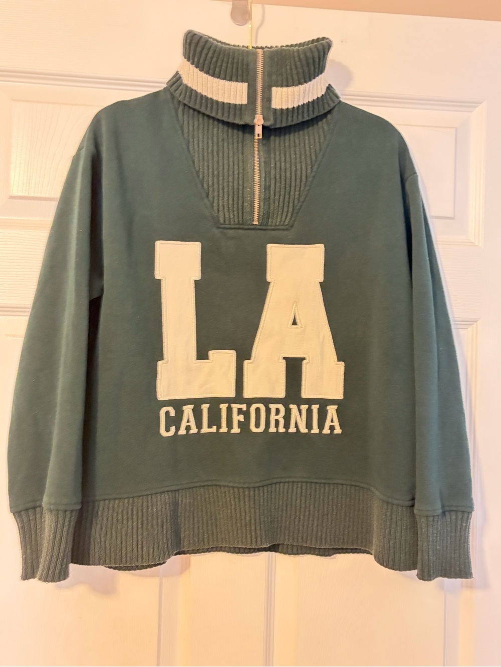 Zara Green Half‑Zip Turtleneck Sweater with Cream LA Appliqué